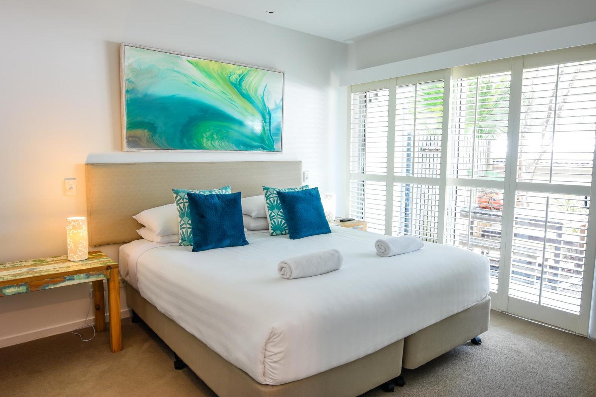 Hotel East On Byron à Byron Bay Extérieur photo