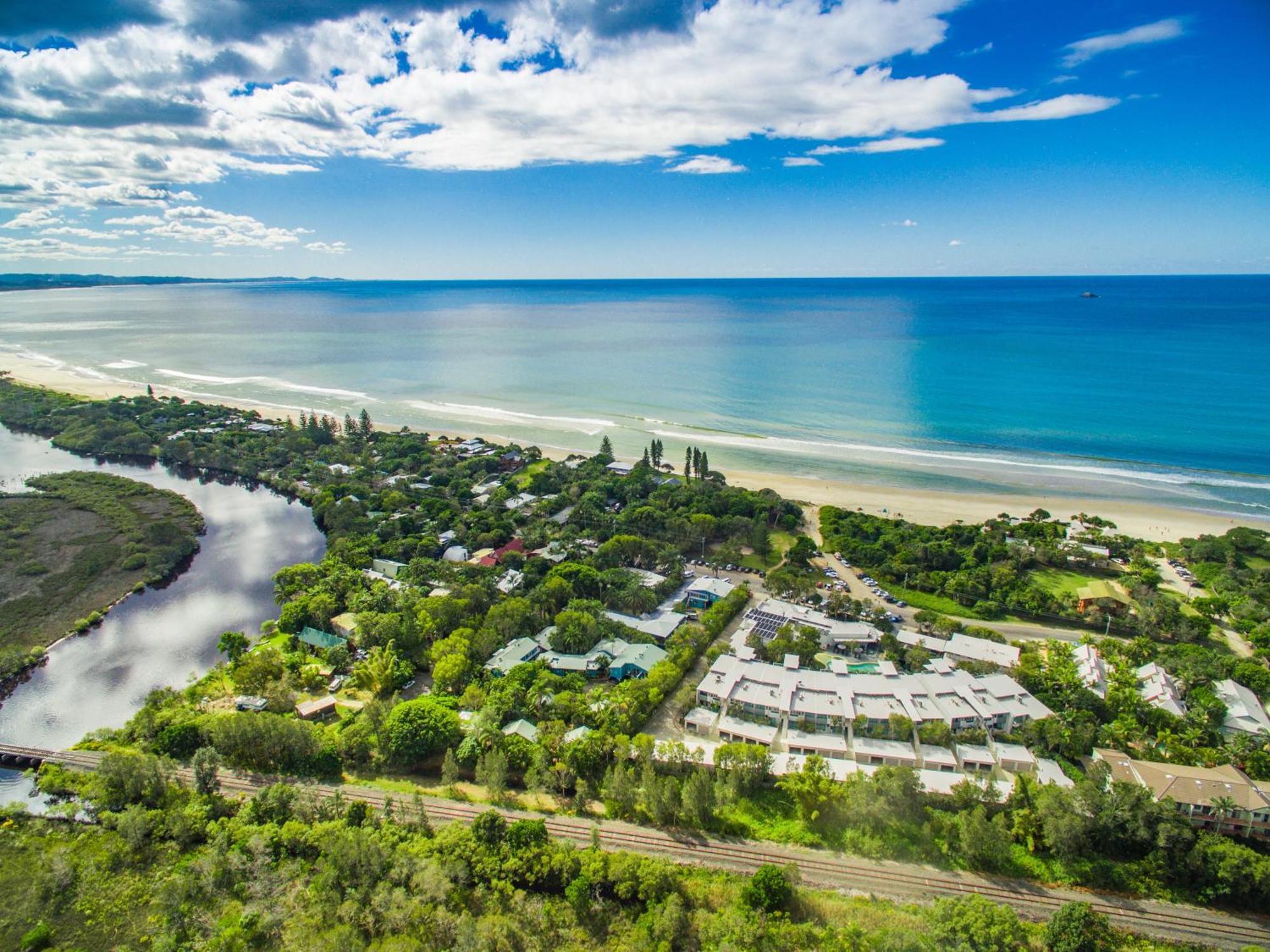 Hotel East On Byron à Byron Bay Extérieur photo