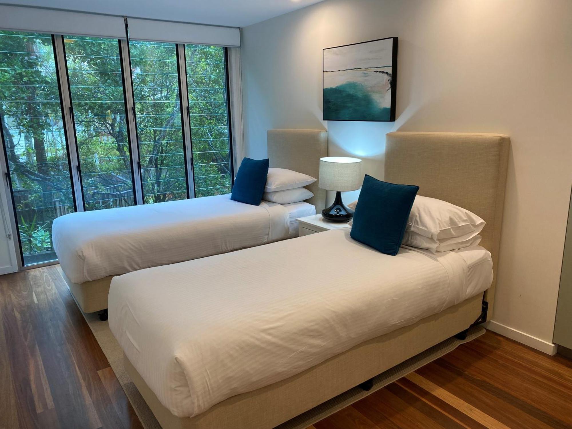 Hotel East On Byron à Byron Bay Extérieur photo